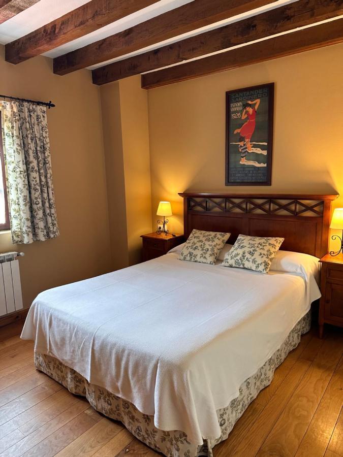 Posada Caborredondo Santillana del Mar Kültér fotó