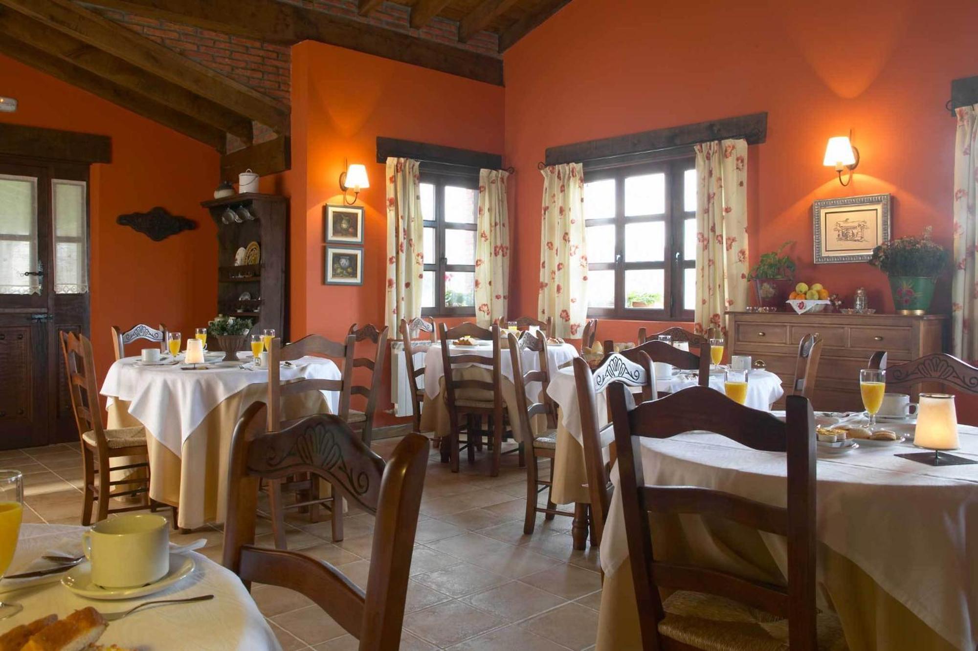 Posada Caborredondo Santillana del Mar Kültér fotó
